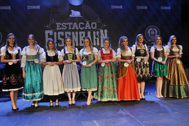Seletiva da realeza da Oktoberfest Seletiva da realeza da Oktoberfest