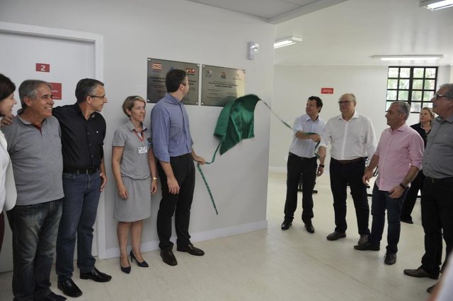Enterga da reforma da Policlínica Lindolf Bell, em Blumenau Enterga da reforma da Policlínica Lindolf Bell, em Blumenau