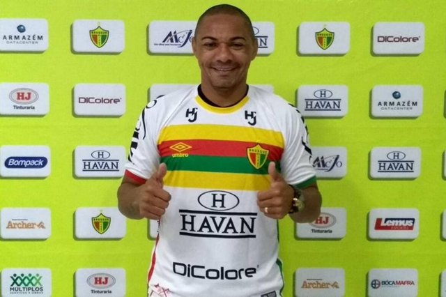 Lima, atacante, Brusque, futebol Lima, atacante, Brusque, futebol