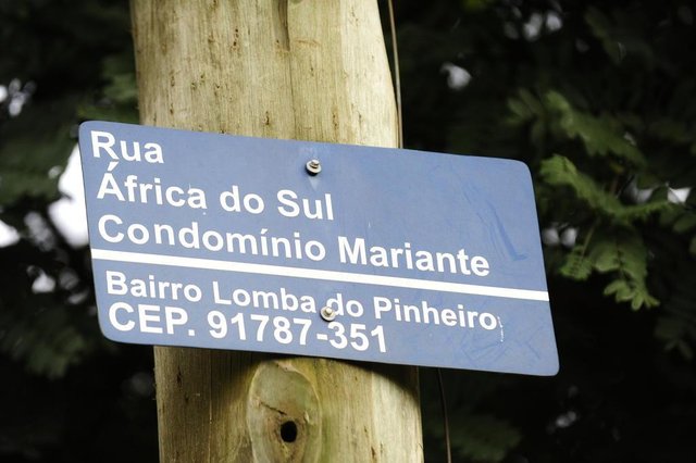 PORTO ALEGRE,RS,BRASIL.2018-04-03.Moradores do Loteamento Condomínio Mariante, no bairro Lomba do Pinheiro, receberam títulos de propriedade do governo. Esse é o maior loteamento irregular da Capital já regularizado pela Procuradoria-Geral do Município.(RONALDO BERNARDI/AGENCIA RBS). PORTO ALEGRE,RS,BRASIL.2018-04-03.Moradores do Loteamento Condomínio Mariante, no bairro Lomba do Pinheiro, receberam títulos de propriedade do governo. Esse é o maior loteamento irregular da Capital já regularizado pela Procuradoria-Geral do Município.(RONALDO BERNARDI/AGENCIA RBS).