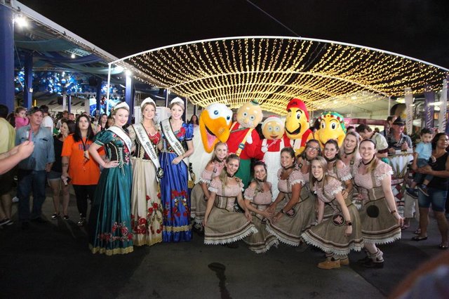 Festas de Outubro na Vila da Regata da Volvo Ocean Race em Itajaí - Marejada, Oktoberfest Festas de Outubro na Vila da Regata da Volvo Ocean Race em Itajaí - Marejada, Oktoberfest
