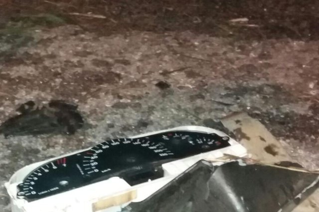 Um veículo com seis ocupantes capotou na madrugada desta sexta-feira no início da Via Expressa, em Florianópolis. Um veículo com seis ocupantes capotou na madrugada desta sexta-feira no início da Via Expressa, em Florianópolis.