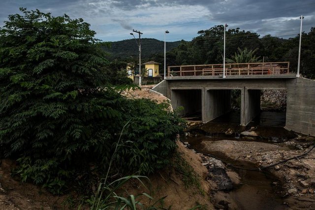  FLORIANÓPOLIS, SC, BRASIL - 30/04/2018Pontes do bairro Ratones ainda não estão concluídas