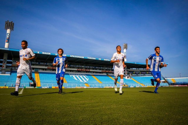 Base do Avaí traz promessas para o time e aposta na capacidade de Lourenço, Guguinha, Luanzinho e Getúlio. Atletas nos receberam minutos antes do treino na Ressacada, estádio do time. Na foto: Lourenço, Guguinha, Luanzinho e Getúlio (FOTO: TIAGO GHIZONI/DIÁRIO CATARINENSE - FLORIANÓPOLIS, SANTA CATARINA, BRASIL - 03/05/2018) Base do Avaí traz promessas para o time e aposta na capacidade de Lourenço, Guguinha, Luanzinho e Getúlio. Atletas nos receberam minutos antes do treino na Ressacada, estádio do time. Na foto: Lourenço, Guguinha, Luanzinho e Getúlio (FOTO: TIAGO GHIZONI/DIÁRIO CATARINENSE - FLORIANÓPOLIS, SANTA CATARINA, BRASIL - 03/05/2018)