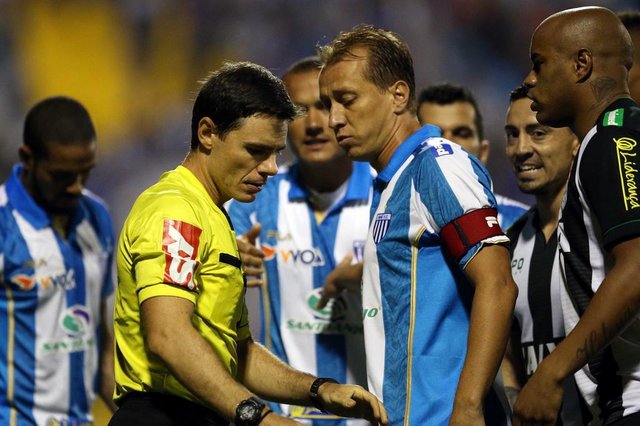 marquinhos e rodrigo d´alonso ferreiraavaí x figueirense marquinhos e rodrigo d´alonso ferreiraavaí x figueirense