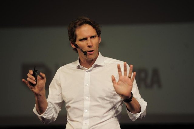 Gijs van Delft: Presidente da PageGroup Brasil.Tema: Talentos e novas tecnologiasPalestra: O profissional do amanhã - mitos e fatos Gijs van Delft: Presidente da PageGroup Brasil.Tema: Talentos e novas tecnologiasPalestra: O profissional do amanhã - mitos e fatos
