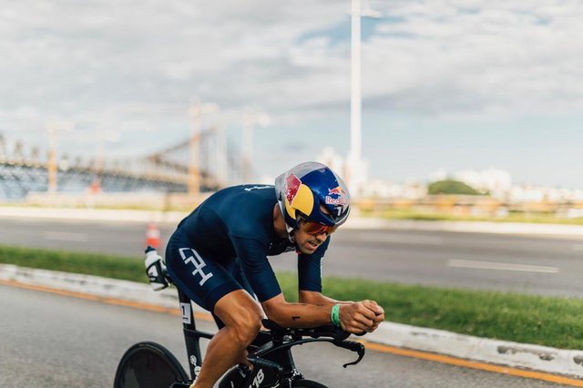 Igor Amorelli venceu o IronMan 70.3 em Florianópolis Igor Amorelli venceu o IronMan 70.3 em Florianópolis