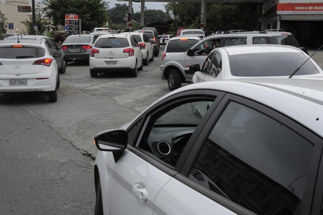 JOINVILLE,SC,BRASIL,25-05-2018.Falta de combustível e falta de mercadoria em mercados da cidade.(Foto:Salmo Duarte/A Notícia) JOINVILLE,SC,BRASIL,25-05-2018.Falta de combustível e falta de mercadoria em mercados da cidade.(Foto:Salmo Duarte/A Notícia)