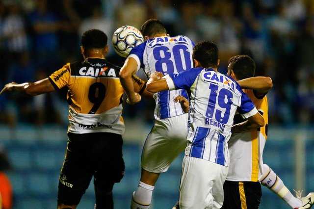 FLORIANÓPOLIS, SC, BRASIL 06/01/2018.ESPORTE: Avaí x Criciúma se enfrentam pela 8ª rodada do Campeonato Brasileira da Série B 2018. FLORIANÓPOLIS, SC, BRASIL 06/01/2018.ESPORTE: Avaí x Criciúma se enfrentam pela 8ª rodada do Campeonato Brasileira da Série B 2018.