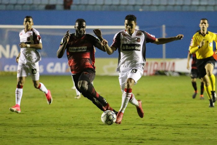 JONATHAN SILVA / Brasil-Pel, Divulgação JONATHAN SILVA / Brasil-Pel, Divulgação