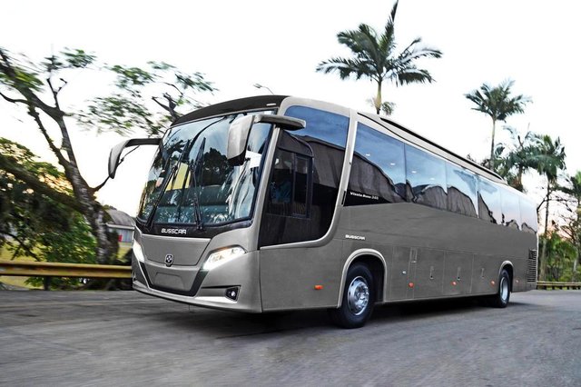 JOINVILLE, SANTA CATARINA, BRASIL (06/06/2018): Lançados os novos modelos de ônibus da marca Busscar em Joinville. Na foto a versão Vissta Buss 340; uma das três ofertas da empresa JOINVILLE, SANTA CATARINA, BRASIL (06/06/2018): Lançados os novos modelos de ônibus da marca Busscar em Joinville. Na foto a versão Vissta Buss 340; uma das três ofertas da empresa