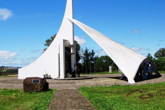 Sino da Paz, em Frei Rogério, na Serra Catarinense. Sino da Paz, em Frei Rogério, na Serra Catarinense.