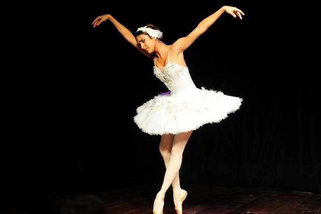 JOINVILLE,SC,BRASIL,23-04-2018.Semana da Dança.Escola de Teatro Bolshoi se apresenta aos aluninhos do SESC, Joinville.(Foto:Salmo Duarte/A Notícia) JOINVILLE,SC,BRASIL,23-04-2018.Semana da Dança.Escola de Teatro Bolshoi se apresenta aos aluninhos do SESC, Joinville.(Foto:Salmo Duarte/A Notícia)
