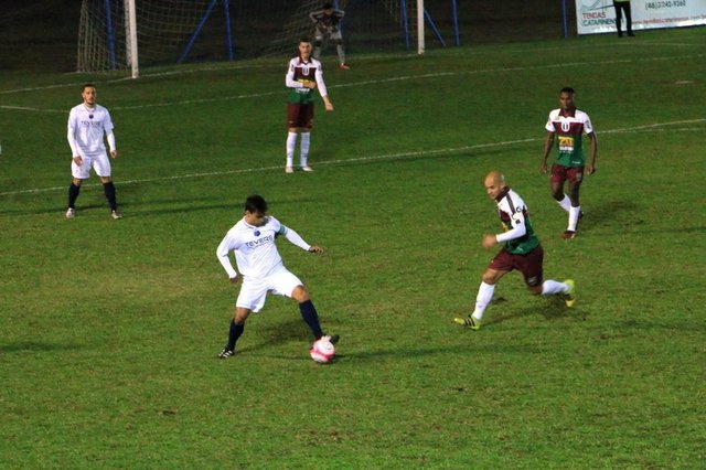 Blumenau EC é derrotado pelo Guarani e segue sem pontuar na Série B Equipe perdeu por 5 a 2 no Estádio Renato Silveira, em Palhoça Blumenau EC é derrotado pelo Guarani e segue sem pontuar na Série B Equipe perdeu por 5 a 2 no Estádio Renato Silveira, em Palhoça