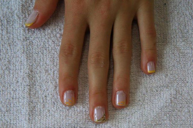 PORTO ALEGRE, RS, BRASIL, 12/06/2018 - Unhas decoradas para a Copa. Mostra será realizada no Senac do Centro Histórico, ministrado pelas professoras do curso de manicure. (FOTOGRAFO: TADEU VILANI / AGENCIA RBS) PORTO ALEGRE, RS, BRASIL, 12/06/2018 - Unhas decoradas para a Copa. Mostra será realizada no Senac do Centro Histórico, ministrado pelas professoras do curso de manicure. (FOTOGRAFO: TADEU VILANI / AGENCIA RBS)