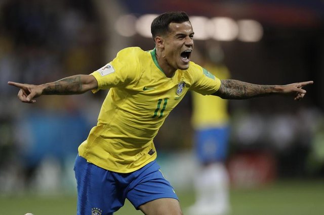 Brasil enfrenta a Suiça pela primeira rodada da fase de grupos da Copa do Mundo. Brasil enfrenta a Suiça pela primeira rodada da fase de grupos da Copa do Mundo.