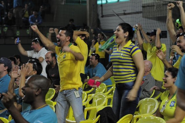 JOINVILLE,SC,BRASIL,22-06-2018.Copa do Mundo 2018.Funcionários da Embraco puderam assistir o jogo na recreativa da empresa.(Foto:Salmo Duarte/A Notícia)Indexador: Maykon Lammerhirt JOINVILLE,SC,BRASIL,22-06-2018.Copa do Mundo 2018.Funcionários da Embraco puderam assistir o jogo na recreativa da empresa.(Foto:Salmo Duarte/A Notícia)Indexador: Maykon Lammerhirt