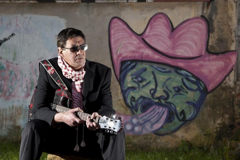 júlio reny, cantor, rock gaúcho.