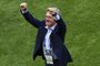 Frances coach Didier Deschamps celebrates after winning the Russia 2018 World Cup round of 16 football match between France and Argentina at the Kazan Arena in Kazan on June 30, 2018. / AFP PHOTO / SAEED KHAN / RESTRICTED TO EDITORIAL USE - NO MOBILE PUSH ALERTS/DOWNLOADS