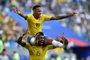  Brazils forward Neymar celebrates with Brazils midfielder Paulinho after scoring the opening goal during the Russia 2018 World Cup round of 16 football match between Brazil and Mexico at the Samara Arena in Samara on July 2, 2018. / AFP PHOTO / Fabrice COFFRINI / RESTRICTED TO EDITORIAL USE - NO MOBILE PUSH ALERTS/DOWNLOADSEditoria: SPOLocal: SamaraIndexador: FABRICE COFFRINISecao: soccerFonte: AFPFotógrafo: STF
