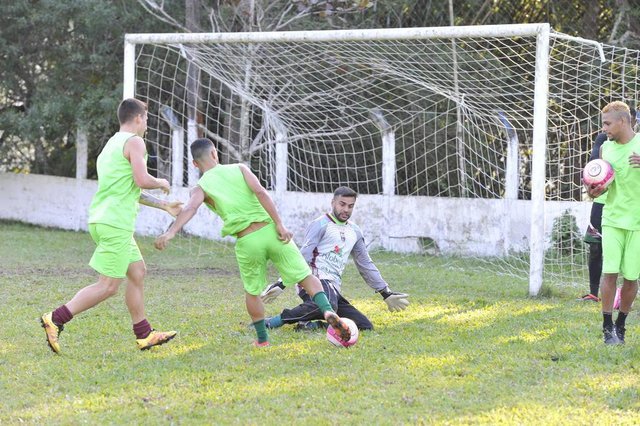 Blumenau - SC - Brasil - 05072018 - Treino do BEC Blumenau no bairro Garcia. Blumenau - SC - Brasil - 05072018 - Treino do BEC Blumenau no bairro Garcia.