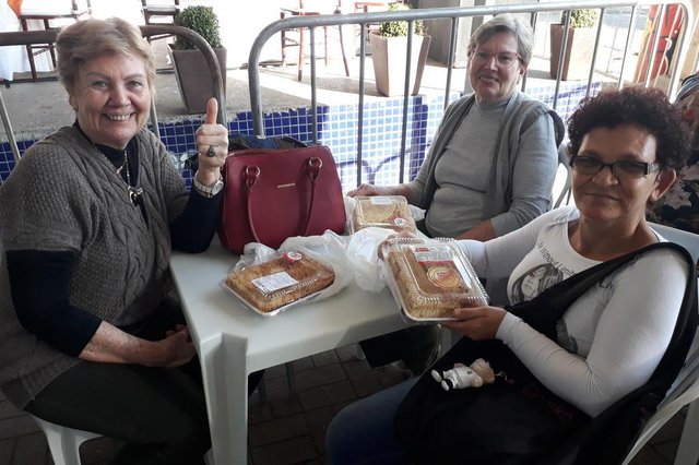JOINVILLE, SANTA CATARINA, BRASIL (07/07/2018): Final do 5º Festival de Cucas de Joinville. Na foto as amigas Magida Dressel, Inge Karnopp e Aurice Aragão, acompanham o festival. JOINVILLE, SANTA CATARINA, BRASIL (07/07/2018): Final do 5º Festival de Cucas de Joinville. Na foto as amigas Magida Dressel, Inge Karnopp e Aurice Aragão, acompanham o festival.