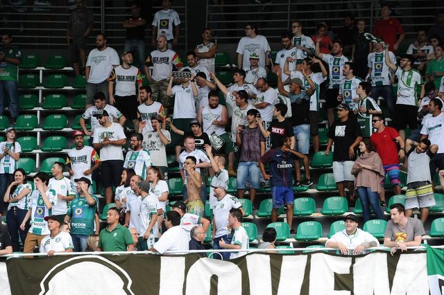 Blumenau - SC - Brasil - 08072018 - Jogo classico de Blumenau, Metropolitano x BEC no estádio do Sesi. Blumenau - SC - Brasil - 08072018 - Jogo classico de Blumenau, Metropolitano x BEC no estádio do Sesi.