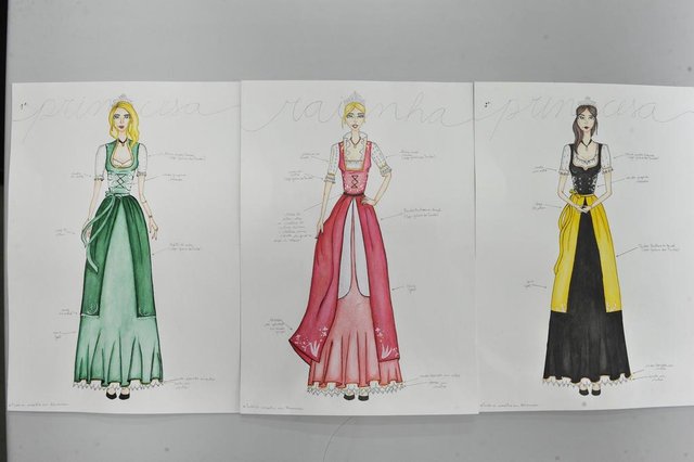 Blumenau - SC - Brasil - 10072018 - Concurso escolherá novos trajes da realeza da Oktoberfest.Indexador: LUCAS CORREIA Blumenau - SC - Brasil - 10072018 - Concurso escolherá novos trajes da realeza da Oktoberfest.Indexador: LUCAS CORREIA