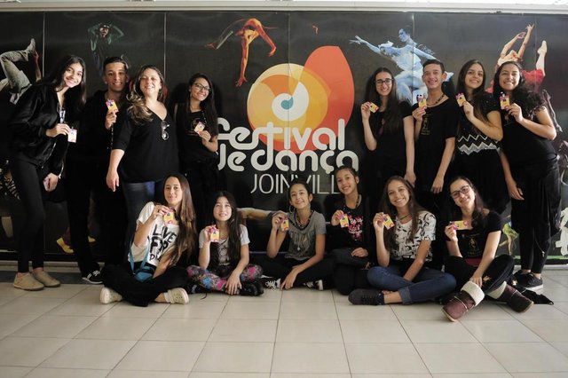 JOINVILLE,SC,BRASIL,16-07-2018.Festival de Dança 2018.Grupos estão chegando na cidade.Ballet Thatiana Orite,SP.(Foto:Salmo Duarte/A Notícia)Indexador: Maykon Lammerhirt JOINVILLE,SC,BRASIL,16-07-2018.Festival de Dança 2018.Grupos estão chegando na cidade.Ballet Thatiana Orite,SP.(Foto:Salmo Duarte/A Notícia)Indexador: Maykon Lammerhirt
