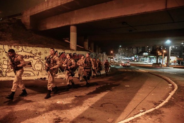 FLORIANÓPOLIS, SC, BRASIL - 16/07/2018Comunidade da Chico Mendes protesta contra morte de menor assassinado pela Polícia FLORIANÓPOLIS, SC, BRASIL - 16/07/2018Comunidade da Chico Mendes protesta contra morte de menor assassinado pela Polícia