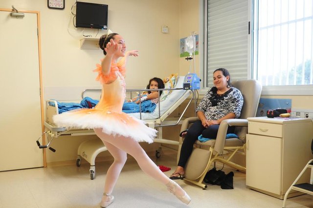 JOINVILLE,SC,BRASIL,24-07-2018.Festival de Dança 2018.Bailarinos se apresentam para pacientes do hospital infantil.(Foto:Salmo Duarte/A Notícia) JOINVILLE,SC,BRASIL,24-07-2018.Festival de Dança 2018.Bailarinos se apresentam para pacientes do hospital infantil.(Foto:Salmo Duarte/A Notícia)