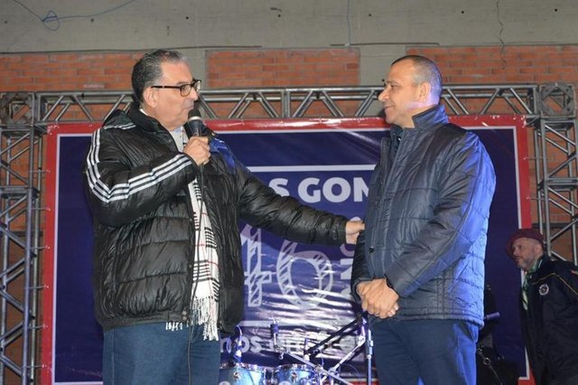 Pré-candidato ao governo do Estado Jairo Jorge (PDT) e Carlos Gomes (PRB) no aniversário do deputado federal e presidente do PRB, Carlos Gomes. Comemoração foi em 16 de junho Pré-candidato ao governo do Estado Jairo Jorge (PDT) e Carlos Gomes (PRB) no aniversário do deputado federal e presidente do PRB, Carlos Gomes. Comemoração foi em 16 de junho