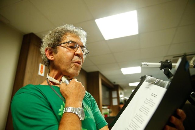 FLORIANÓPOLIS, SC, BRASIL, 26-07-2018: Pacientes que venceram o câncer de garganta e usam laringe eletrônica formam coral em Florianópolis. Na foto Odalino Melo. FLORIANÓPOLIS, SC, BRASIL, 26-07-2018: Pacientes que venceram o câncer de garganta e usam laringe eletrônica formam coral em Florianópolis. Na foto Odalino Melo.