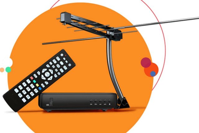 Famílias de baixa renda vão receber 30 mil kits para TV digital no Norte de SC Famílias de baixa renda vão receber 30 mil kits para TV digital no Norte de SC