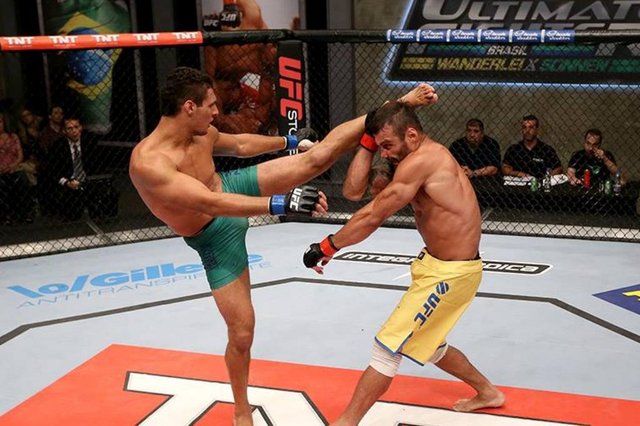 Márcio Lyoto na final do TUF Brasil 3, reality show do UFC MMA Na Guarda Márcio Lyoto na final do TUF Brasil 3, reality show do UFC MMA Na Guarda