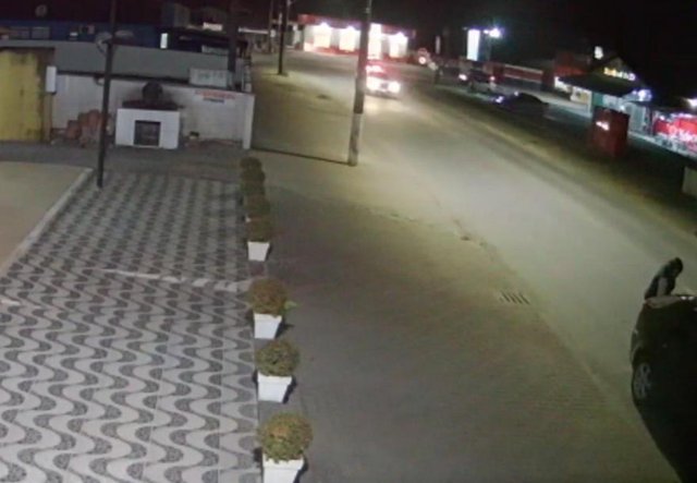 Mulher perde a perna ao ser atropelada em Joinville Mulher perde a perna ao ser atropelada em Joinville