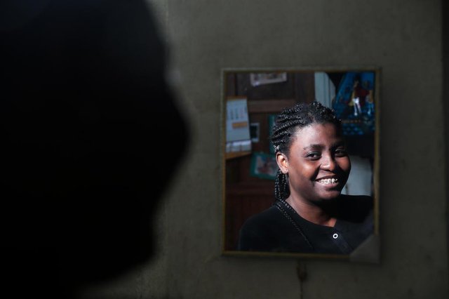 FLORIANÓPOLIS, SC, BRASIL, 08/06/2018: Trinita Irilan é Haitiana e faz curso de Português na UFSC.(Foto: CRISTIANO ESTRELA / DIÁRIO CATARINENSE) FLORIANÓPOLIS, SC, BRASIL, 08/06/2018: Trinita Irilan é Haitiana e faz curso de Português na UFSC.(Foto: CRISTIANO ESTRELA / DIÁRIO CATARINENSE)