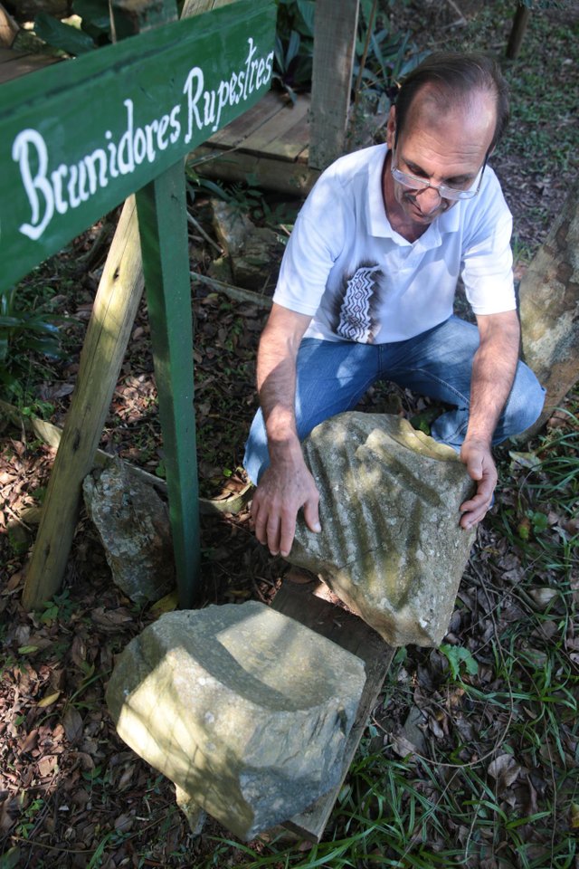 FLORIANÓPOLIS, SC, BRASIL, 09/08/2018: Adnir Antônio Ramos é praticante da Arqueoastronomia. (Foto: CRISTIANO ESTRELA / DIÁRIO CATARINENSE) FLORIANÓPOLIS, SC, BRASIL, 09/08/2018: Adnir Antônio Ramos é praticante da Arqueoastronomia. (Foto: CRISTIANO ESTRELA / DIÁRIO CATARINENSE)
