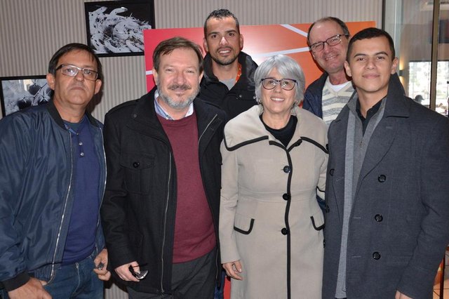 Lançamento do programa Globo Repórter especial sobre a Serra catarinense. Na foto Jean Souza , Ricardo Von Dorff, Jhonathan Martins , Margarida Santi , Marcos Schmitt e Mário César Gomes. Lançamento do programa Globo Repórter especial sobre a Serra catarinense. Na foto Jean Souza , Ricardo Von Dorff, Jhonathan Martins , Margarida Santi , Marcos Schmitt e Mário César Gomes.