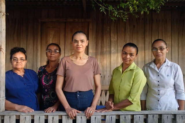Marina Silva, candidata da Rede, com as quatro irmãs. Marina Silva, candidata da Rede, com as quatro irmãs.