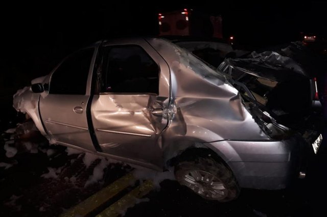 CBVI acionado as 3:57 para uma saída de pista seguido de capotamento na BR 470 km 122,5 carro Logan placa AOW 9064 de Correia Pinto SC todas as vítimas se encontrava fora do veículo com ferimentos leves sendo uma feminina maior e uma menor, e um masculino maior e um menor, sendo conduzido pela equipe do CBVI e SAMU de Ibirama . CBVI acionado as 3:57 para uma saída de pista seguido de capotamento na BR 470 km 122,5 carro Logan placa AOW 9064 de Correia Pinto SC todas as vítimas se encontrava fora do veículo com ferimentos leves sendo uma feminina maior e uma menor, e um masculino maior e um menor, sendo conduzido pela equipe do CBVI e SAMU de Ibirama .