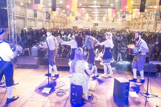 Bierville abre inscrições gratuitas para o desfile oficial Bierville abre inscrições gratuitas para o desfile oficial