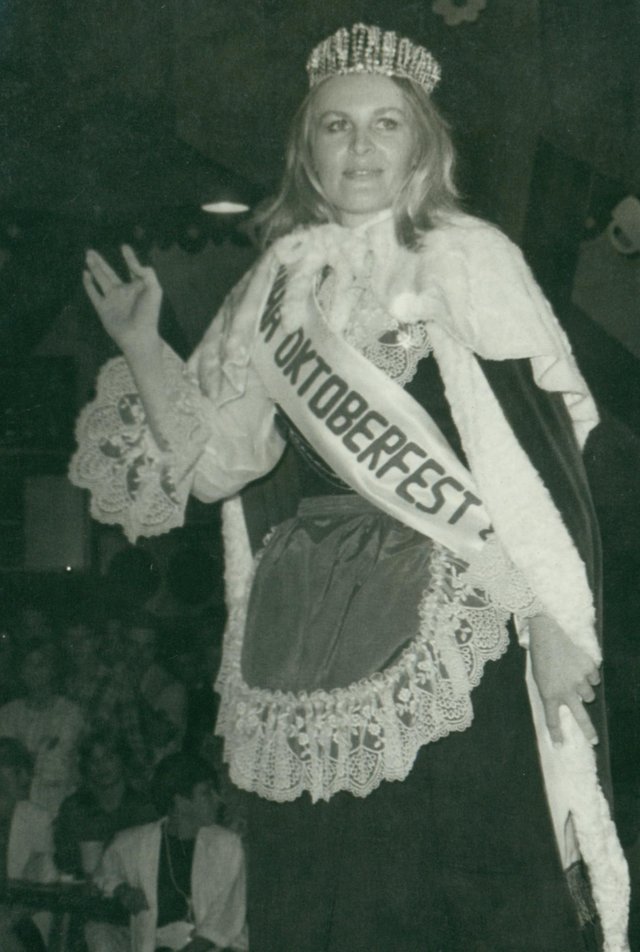 Stefania Wacholz, oktoberfest, rainha, 1987 Stefania Wacholz, oktoberfest, rainha, 1987