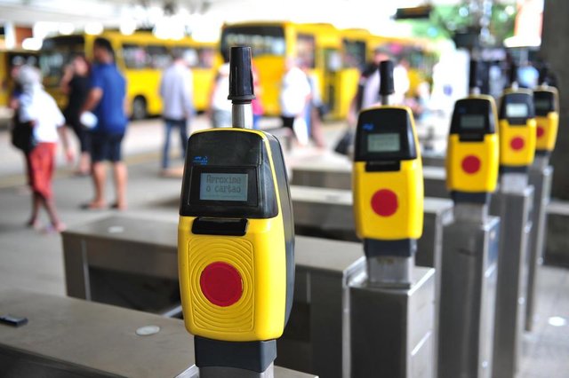 JOINVILLE,SC,BRASIL,27-12-2017.Aumento na tarifa do transporte público em Joinville.(Foto:Salmo Duarte/A Notícia) JOINVILLE,SC,BRASIL,27-12-2017.Aumento na tarifa do transporte público em Joinville.(Foto:Salmo Duarte/A Notícia)