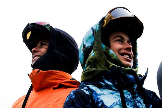 FLORIANÓPOLIS, SANTA CATARINA, BRASIL - FOTO: TIAGO GHIZONI/DIÁRIO CATARINENSE - 23/08/2018 - Irmãos de Florianópolis, Noah Jacques Bethonico (E-14 anos) e Zion Jacques Bethonico (12 anos) praticam snowboard e levam o nome do Brasil para campeonatos internacionais. Entre um campeonato e outro, Noah já desponta como campeão brasileiro da modalidade cross. FLORIANÓPOLIS, SANTA CATARINA, BRASIL - FOTO: TIAGO GHIZONI/DIÁRIO CATARINENSE - 23/08/2018 - Irmãos de Florianópolis, Noah Jacques Bethonico (E-14 anos) e Zion Jacques Bethonico (12 anos) praticam snowboard e levam o nome do Brasil para campeonatos internacionais. Entre um campeonato e outro, Noah já desponta como campeão brasileiro da modalidade cross.