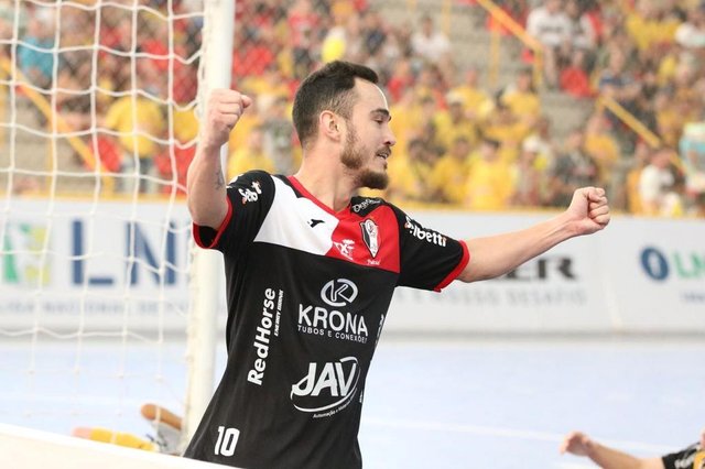 O JEC Futsal goleou o Sorocaba por 5 a 2, em partida realizada neste sábado (8), pela Liga Nacional O JEC Futsal goleou o Sorocaba por 5 a 2, em partida realizada neste sábado (8), pela Liga Nacional