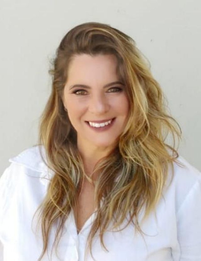 Rainha da Oktoberfest 1992 - Dayse Mery Kretz Rainha da Oktoberfest 1992 - Dayse Mery Kretz