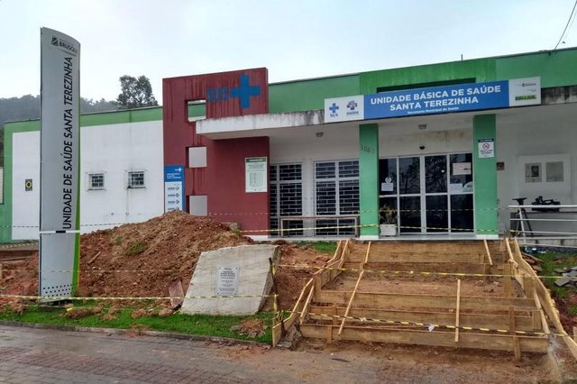 Brusque, posto de saúde, funcionários desalojados Brusque, posto de saúde, funcionários desalojados
