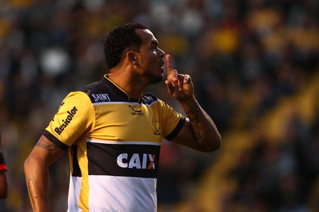 Brasileiro B 2018, Criciuma x Atlético - GOSC - Criciuma - 11/08/2018 - Brasileiro B 2018, Criciuma x Atlético - GO - Partida entre Criciuma e Atlético - GO pela 20ª rodada do Campeonato Brasileiro B 2018 no estadio Heriberto Hulse. Foto: Guilherme Hahn/EspecialLocal: CriciúmaIndexador: Guilherme HahnFotógrafo: Photojournalist Brasileiro B 2018, Criciuma x Atlético - GOSC - Criciuma - 11/08/2018 - Brasileiro B 2018, Criciuma x Atlético - GO - Partida entre Criciuma e Atlético - GO pela 20ª rodada do Campeonato Brasileiro B 2018 no estadio Heriberto Hulse. Foto: Guilherme Hahn/EspecialLocal: CriciúmaIndexador: Guilherme HahnFotógrafo: Photojournalist