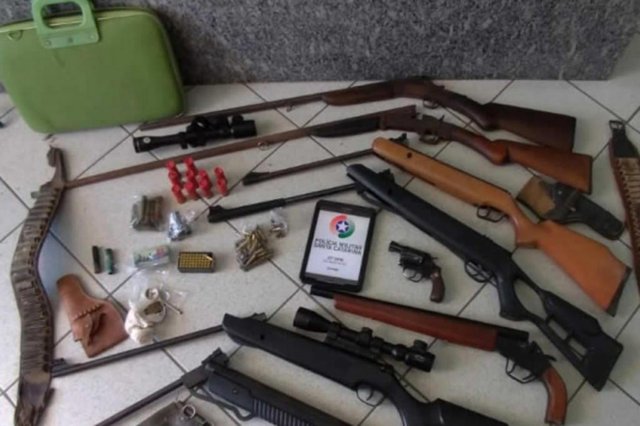 Polícia encontra animais com sinais de maus-tratos em São Bento do Sul Polícia encontra animais com sinais de maus-tratos em São Bento do Sul